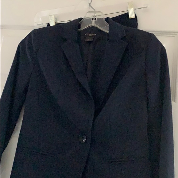 New pinstripe blue suit - Picture 2 of 10